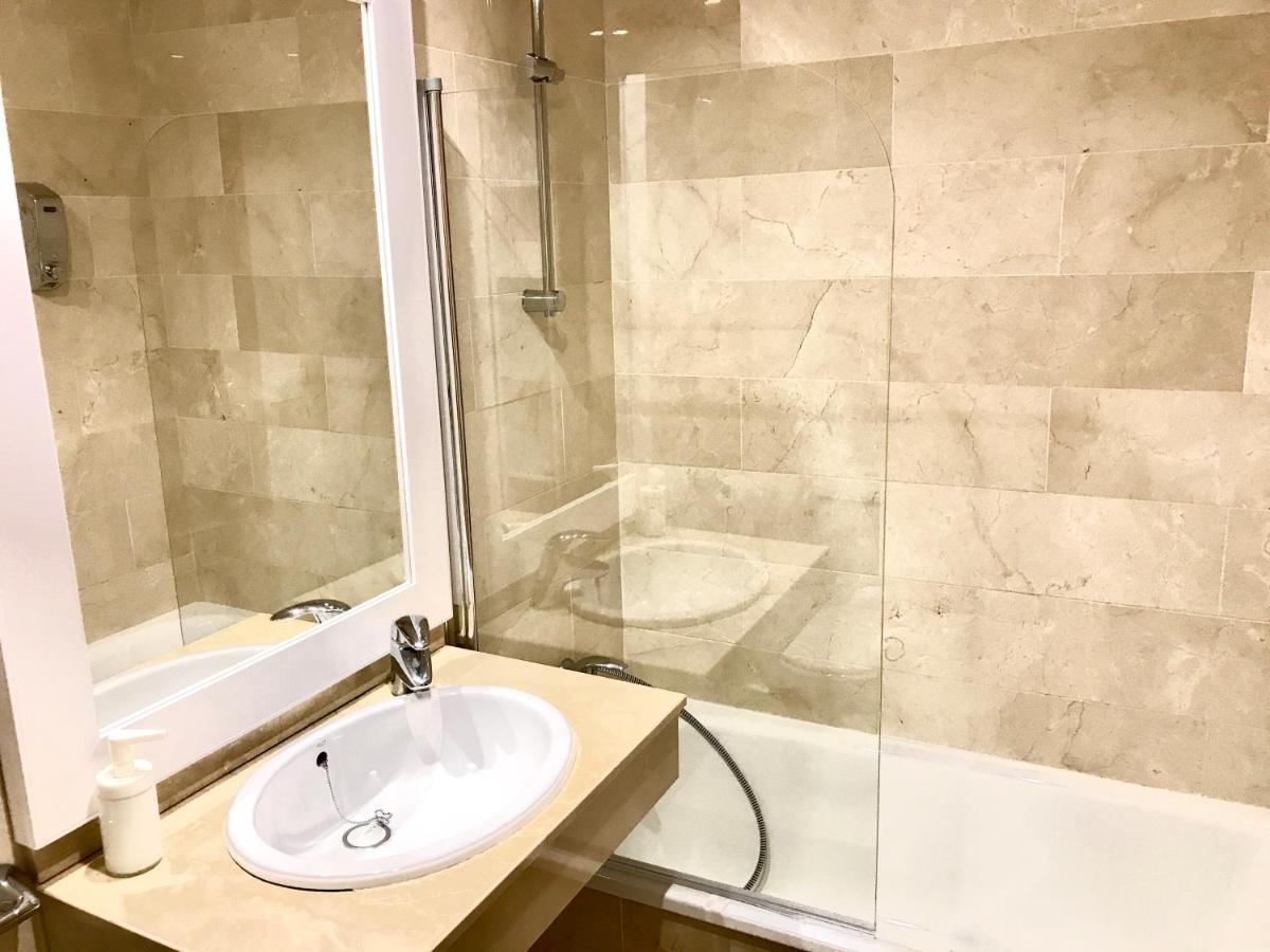 Marbella - Alicate Beachfront Apartment-9 Екстер'єр фото