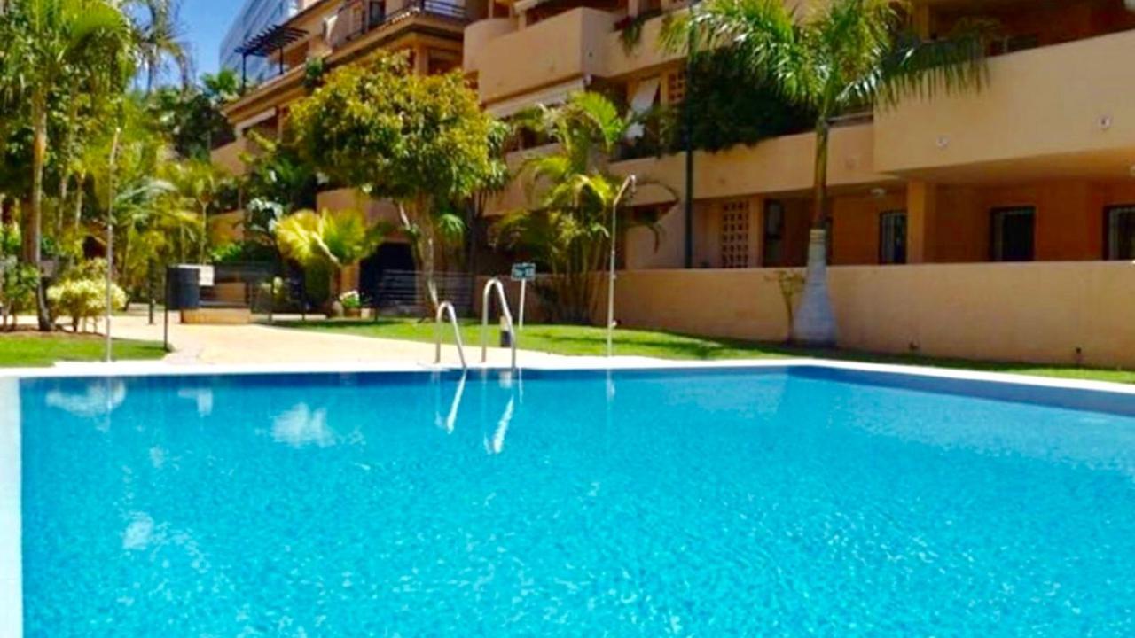Marbella - Alicate Beachfront Apartment-9 Екстер'єр фото